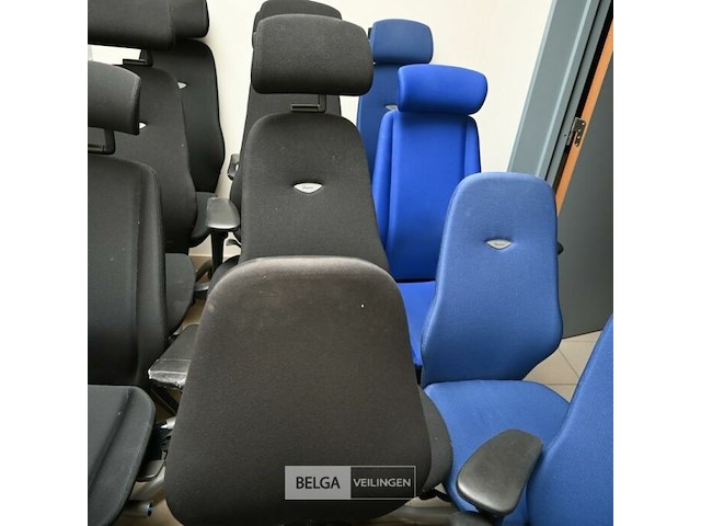 4x stoffen kantoorstoelen - afbeelding 1 van  3