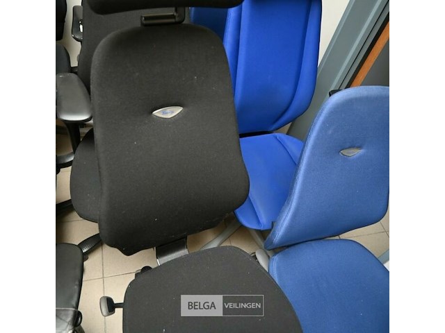 4x stoffen kantoorstoelen - afbeelding 2 van  3
