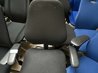 4x stoffen kantoorstoelen - afbeelding 3 van  3