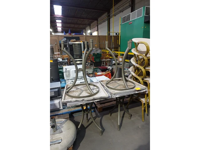 4x tafel + 3 parasolvoeten - afbeelding 4 van  6