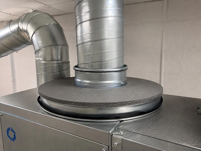 4x thermoduct deksel 450mm met vlakke tuit 160mm geisoleerd - afbeelding 2 van  2