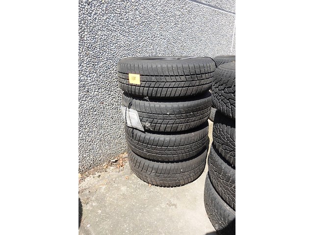 4x velg met band 15 inch - afbeelding 2 van  4