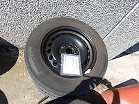 4x velg met band 15 inch - afbeelding 1 van  4