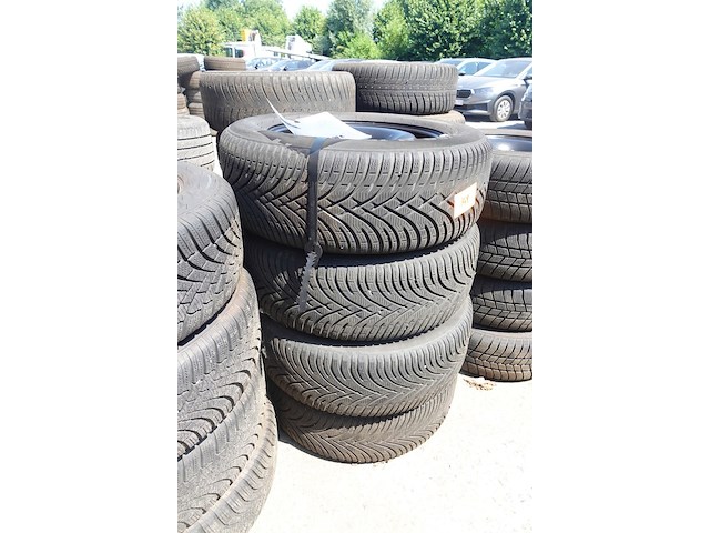 4x velg met band 16 inch - afbeelding 2 van  4