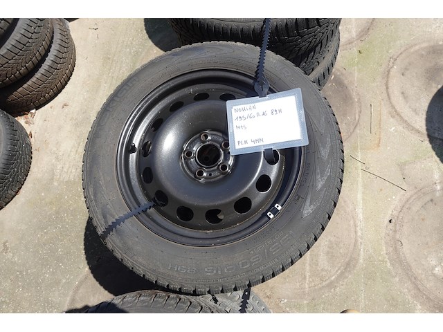 4x velg met band 16inch - afbeelding 1 van  4