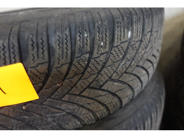 4x velg met band audi 16 inch - afbeelding 3 van  4