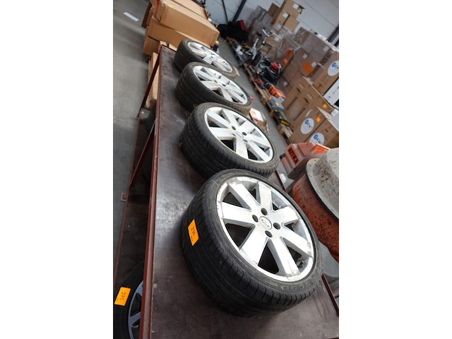 4x velg met band ford - afbeelding 1 van  4