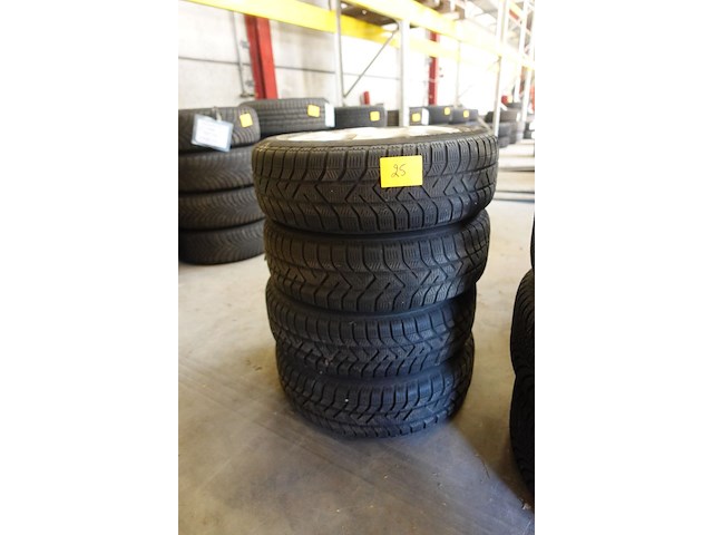 4x velg met band mini 15 inch - afbeelding 2 van  3