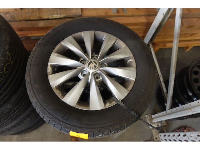 4x velg met band skoda 16 inch - afbeelding 1 van  4