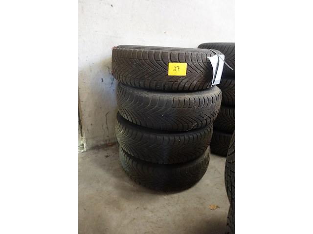 4x velg met band volkswagen 15 inch - afbeelding 2 van  4