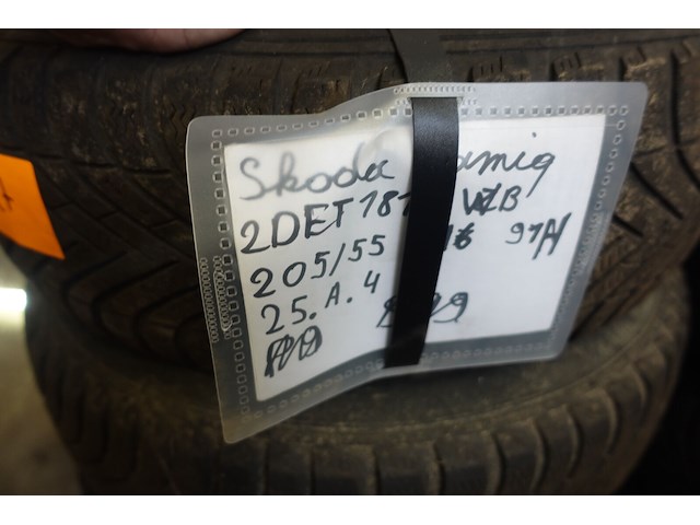 4x velg met band volkswagen 15 inch - afbeelding 4 van  4