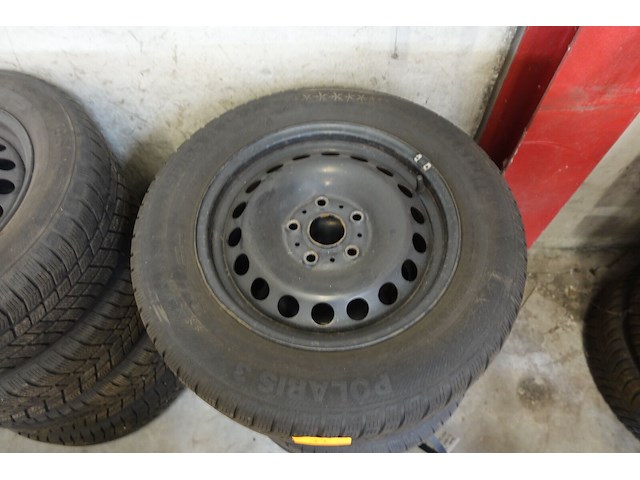 4x velg met band volkswagen 15 inch - afbeelding 1 van  3