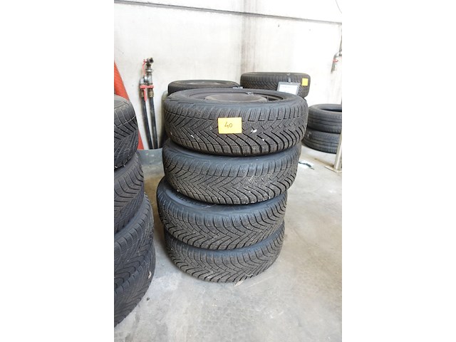 4x velg met band volkswagen 15 inch - afbeelding 2 van  3