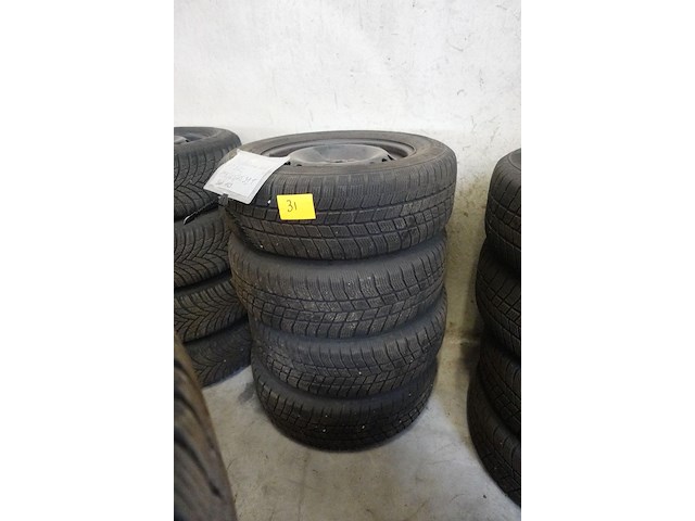 4x velg met band volkswagen 15inch - afbeelding 2 van  4