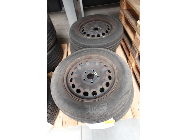  4x velg vw caddy - afbeelding 4 van  4