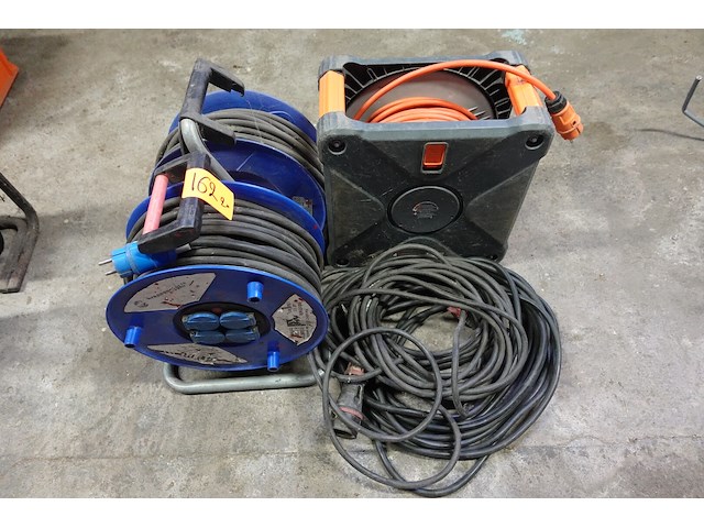 4x verlengkabel op haspel - afbeelding 1 van  3