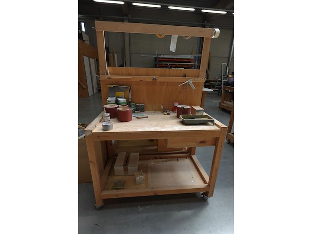 4x verrijdbare houten werkbank - afbeelding 2 van  5