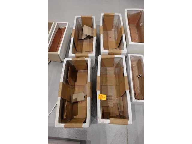 4x vorstvrije terracotta bloempot - afbeelding 1 van  2