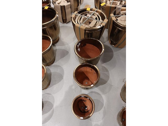 4x vorstvrije terracotta bloempot - afbeelding 1 van  3