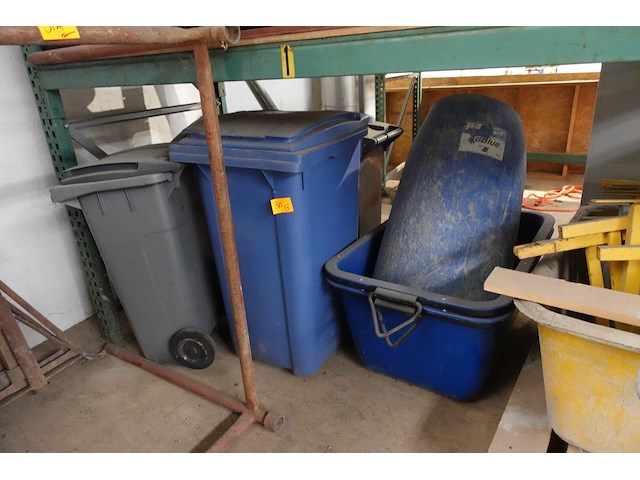 4x vuilbak & 2x mortelkuip - afbeelding 1 van  2