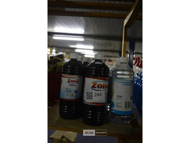 4x1l spritus zone, 5x gedemiliseerd water - afbeelding 1 van  2