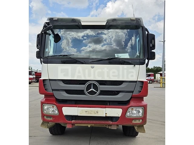 4x4 trekker mercedes actros 2046 as (2013 - 724,883 km) (6208) - afbeelding 1 van  4