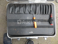 5 accessoires - afbeelding 1 van  11