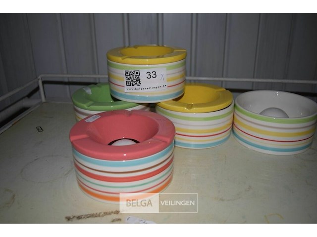 5 asbakken - afbeelding 2 van  3