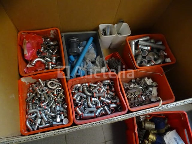 5 bakken (krimpkoppelingen, bevestigingsmiddelen), slangbak - afbeelding 1 van  17