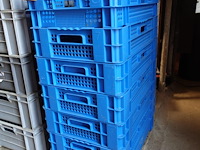 5 blauwe bakken d. 24 cm en 1 blauwe bak d. 14cm b.36 l. 56cm - afbeelding 2 van  4