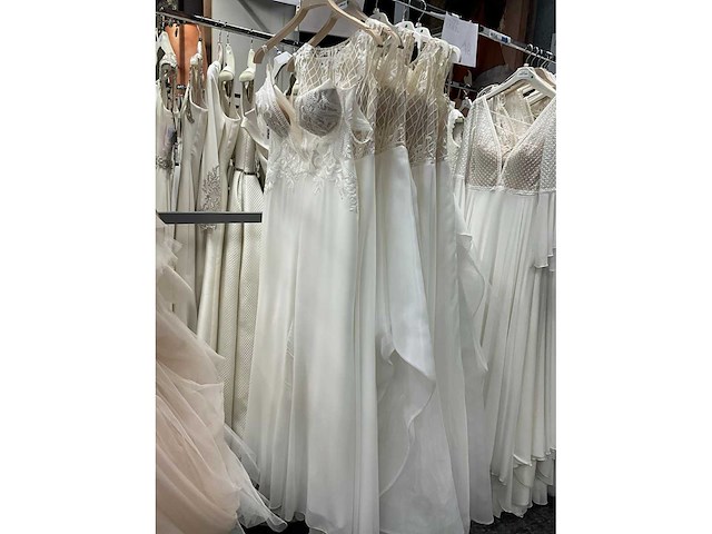 5 bruidsjurken libelle (totaalprijs) - afbeelding 10 van  16