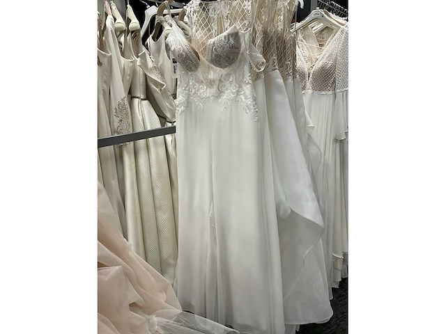 5 bruidsjurken libelle (totaalprijs) - afbeelding 11 van  16