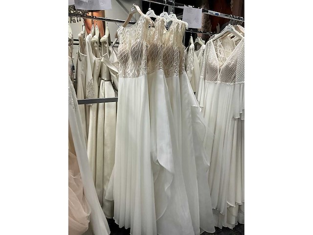 5 bruidsjurken libelle (totaalprijs) - afbeelding 13 van  16