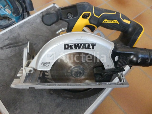 5 dewalt batterij-aangedreven gereedschappen - afbeelding 7 van  14