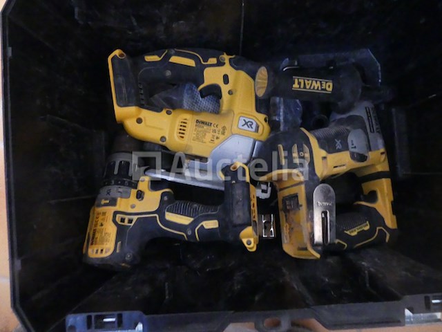 5 dewalt batterij-aangedreven gereedschappen - afbeelding 12 van  14
