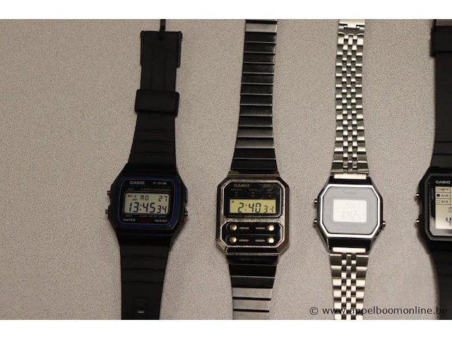 5 digitale horloges casio, werking niet gekend - afbeelding 2 van  3