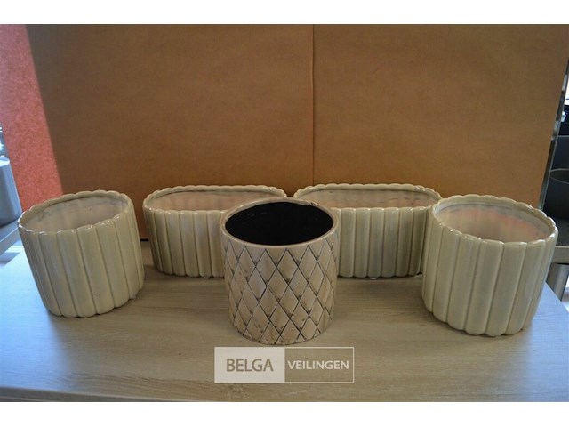 5 div emaille terracotto vazen - afbeelding 1 van  3