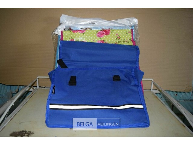 5 div. fietstassen - afbeelding 1 van  3