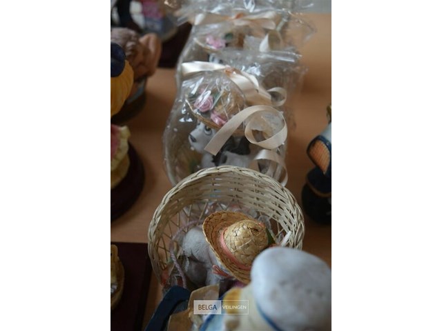 5 div retro beeldjes - afbeelding 4 van  4