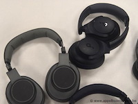 5 div wireless headphones, zonder kabels, werking niet gekend - afbeelding 3 van  3