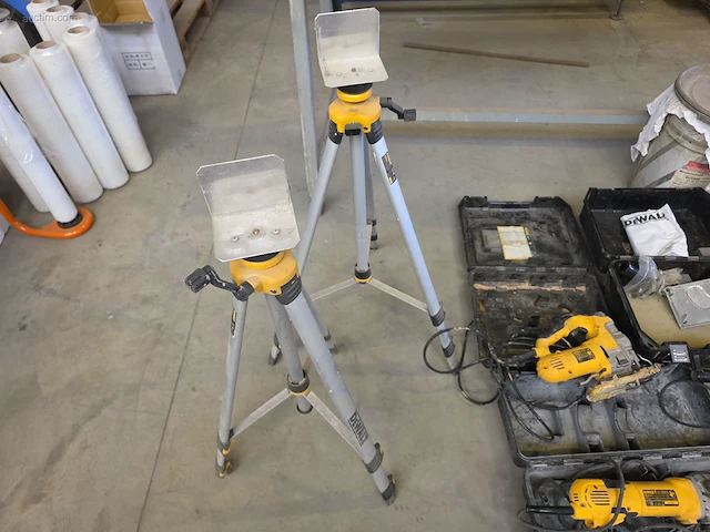 5 divers elektrisch gereedschap dewalt - afbeelding 8 van  9