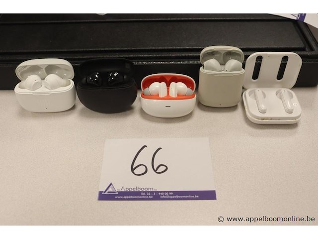 5 diverse earpods, zonder kabels, werking niet gekend - afbeelding 1 van  3