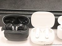 5 diverse earpods, zonder kabels, werking niet gekend - afbeelding 2 van  3