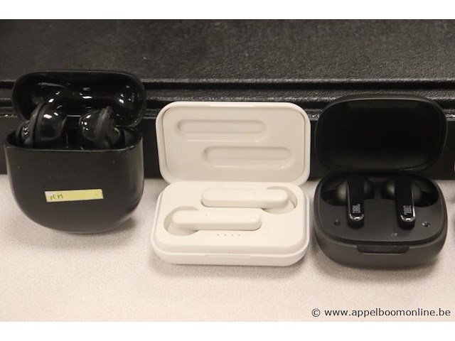 5 diverse earpods, zonder kabels, werking niet gekend - afbeelding 2 van  3