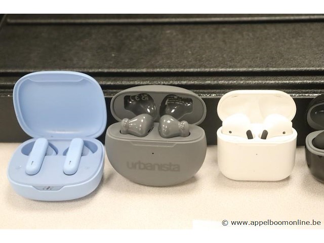 5 diverse earpods, zonder kabels, werking niet gekend - afbeelding 2 van  3