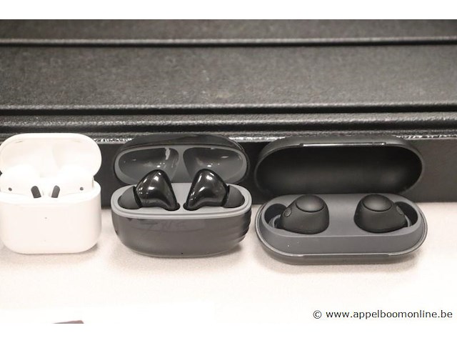 5 diverse earpods, zonder kabels, werking niet gekend - afbeelding 3 van  3