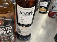 5 diverse flessen whisky - afbeelding 2 van  6