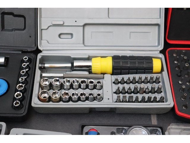 5 diverse gereedschapsets - afbeelding 3 van  6