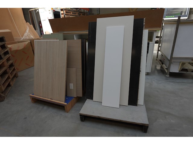 5 diverse houten bokken - afbeelding 3 van  6