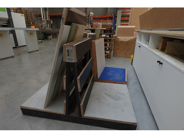 5 diverse houten bokken - afbeelding 4 van  6